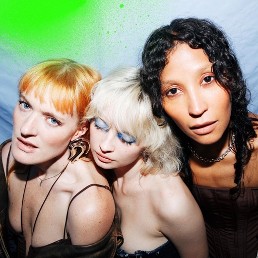 百度1个性感的脱衣舞
